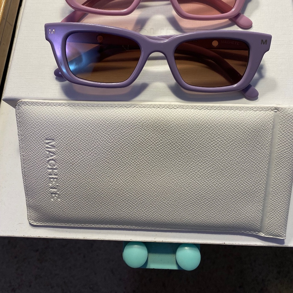 Machete Ruby sunglasses in violet